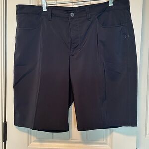 Under Armour Black Athletic Shorts Versatile Design